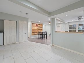 4133  6th Avenue , Fort Worth Texas 76115