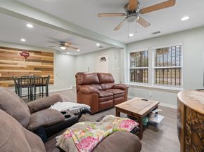 4133  6th Avenue , Fort Worth Texas 76115