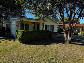 829  Yale Street , River Oaks Texas 76114