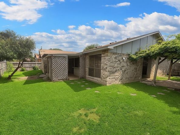 7612  Nutwood Place , Fort Worth Texas 76133