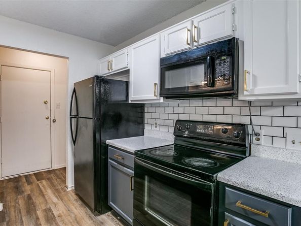 3600  Hulen Park Circle , Fort Worth Texas 76123