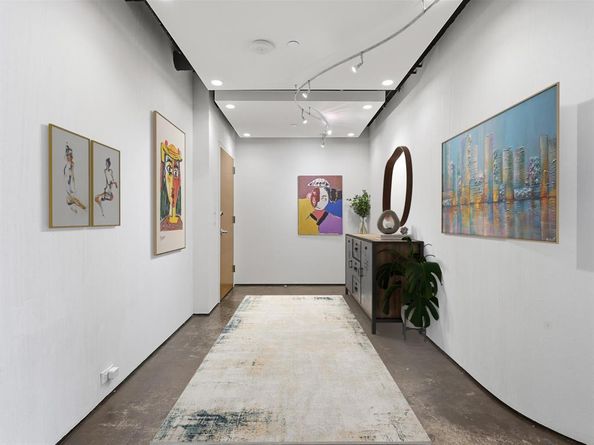 511 N Akard Street  1505, Dallas Texas 75201