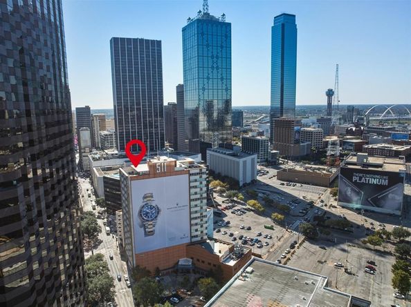 511 N Akard Street  1505, Dallas Texas 75201