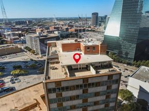 511 N Akard Street  1505, Dallas Texas 75201