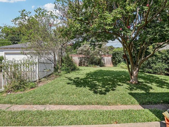 6711  Vada Drive , Dallas Texas 75214