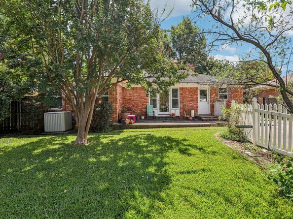 6711  Vada Drive , Dallas Texas 75214