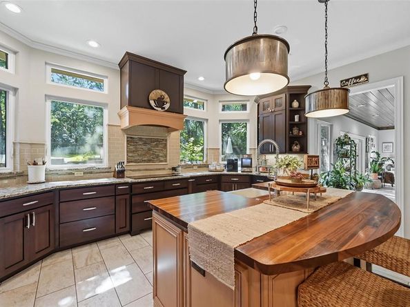 124  Westlake Woods Drive , Azle Texas 76020