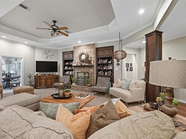 124  Westlake Woods Drive , Azle Texas 76020