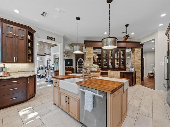 124  Westlake Woods Drive , Azle Texas 76020