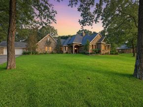 124  Westlake Woods Drive , Azle Texas 76020
