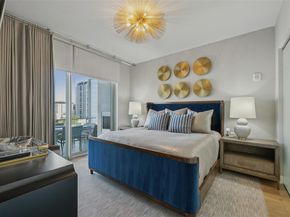 3130 N Harwood Street  905, Dallas Texas 75201