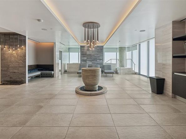3130 N Harwood Street  905, Dallas Texas 75201