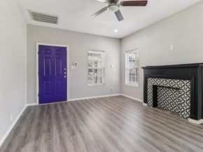 418  Lansing Street , Dallas Texas 75203