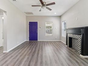 418  Lansing Street , Dallas Texas 75203