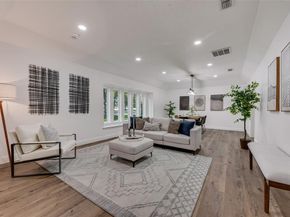 701 N Oakmont Lane , Fort Worth Texas 76112