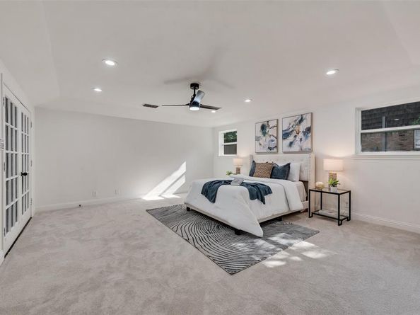 701 N Oakmont Lane , Fort Worth Texas 76112