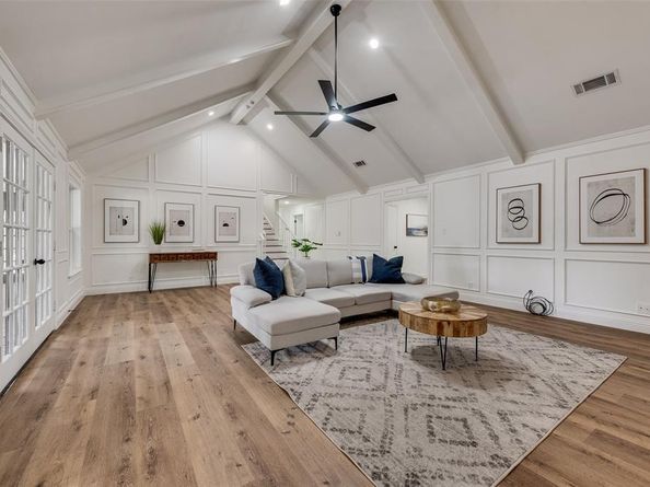 701 N Oakmont Lane , Fort Worth Texas 76112