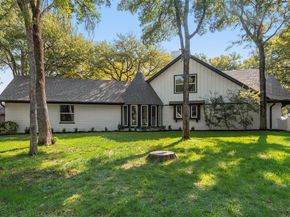 701 N Oakmont Lane , Fort Worth Texas 76112