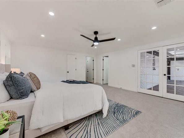 701 N Oakmont Lane , Fort Worth Texas 76112