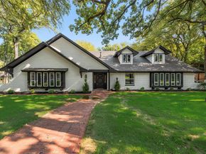 701 N Oakmont Lane , Fort Worth Texas 76112