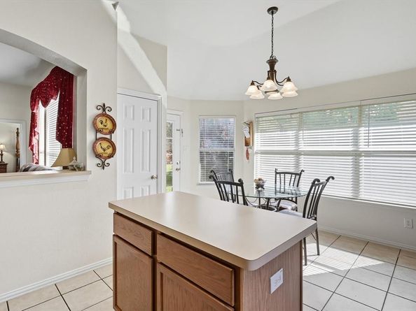 2610  Oxford Oaks Lane , Corinth Texas 76210