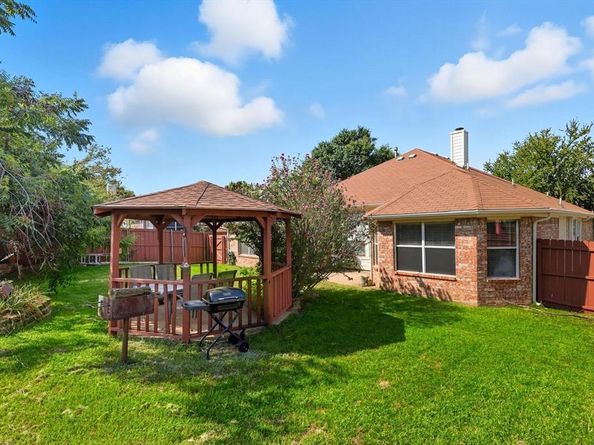 2610  Oxford Oaks Lane , Corinth Texas 76210