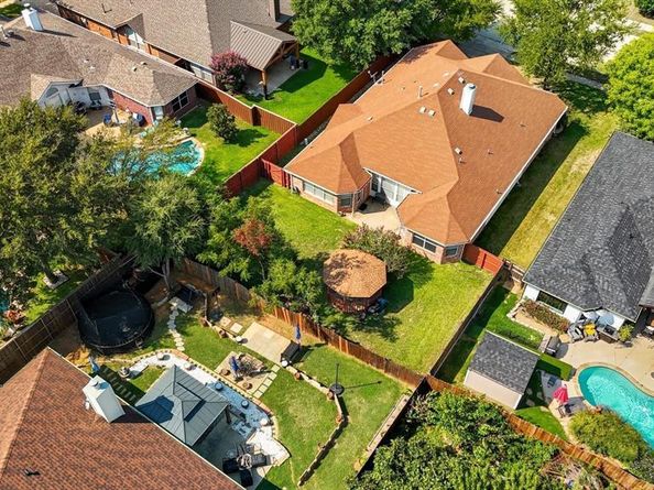 2610  Oxford Oaks Lane , Corinth Texas 76210