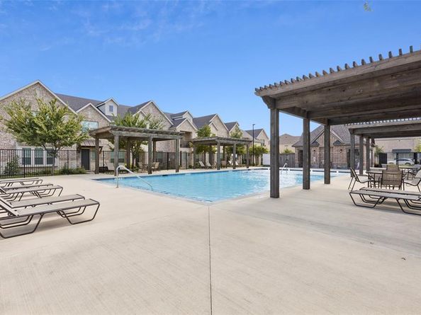 2700  Parkview Court , Lewisville Texas 75067