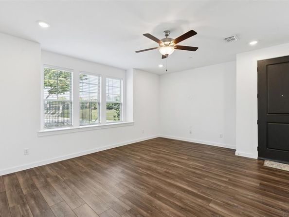 2700  Parkview Court , Lewisville Texas 75067