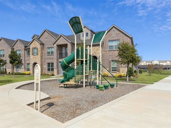 2700  Parkview Court , Lewisville Texas 75067