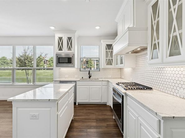 2700  Parkview Court , Lewisville Texas 75067