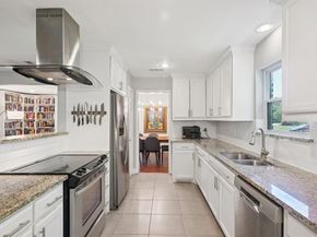 1122  PARKHAVEN Drive , Richardson Texas 75080