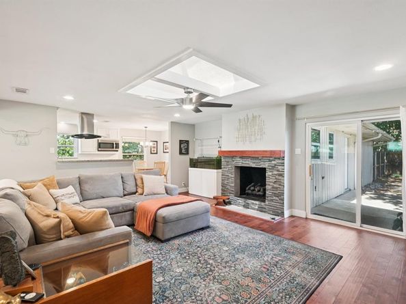 1122  PARKHAVEN Drive , Richardson Texas 75080