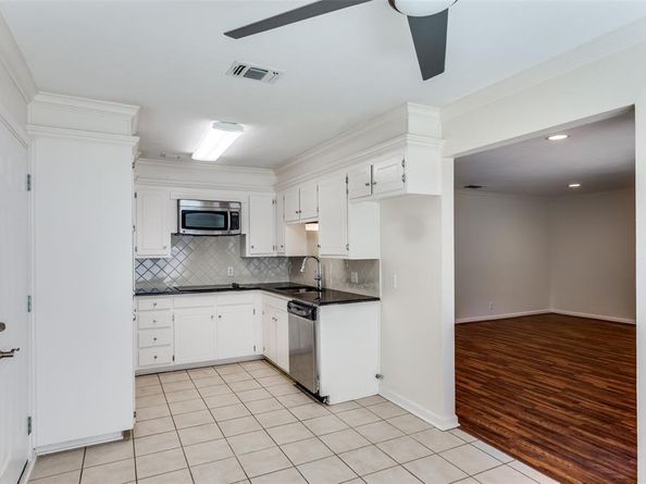 5700  Lubbock Avenue , Fort Worth Texas 76133