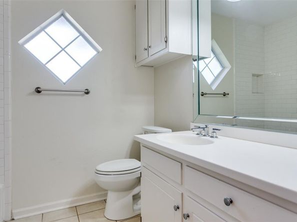 5700  Lubbock Avenue , Fort Worth Texas 76133