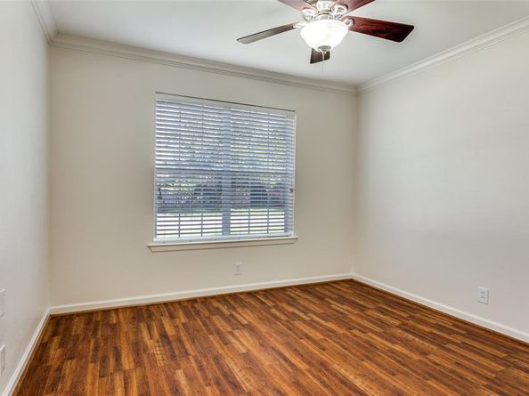 5700  Lubbock Avenue , Fort Worth Texas 76133