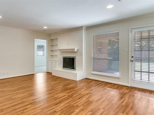 5700  Lubbock Avenue , Fort Worth Texas 76133