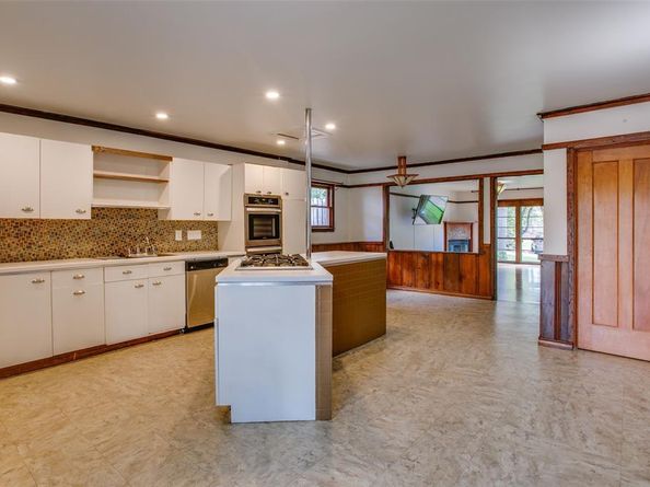 7937  Deer Trail Drive , Dallas Texas 75238