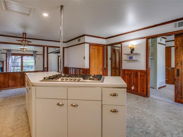 7937  Deer Trail Drive , Dallas Texas 75238
