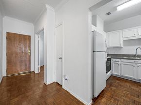 5310  Keller Springs Road  332, Dallas Texas 75248