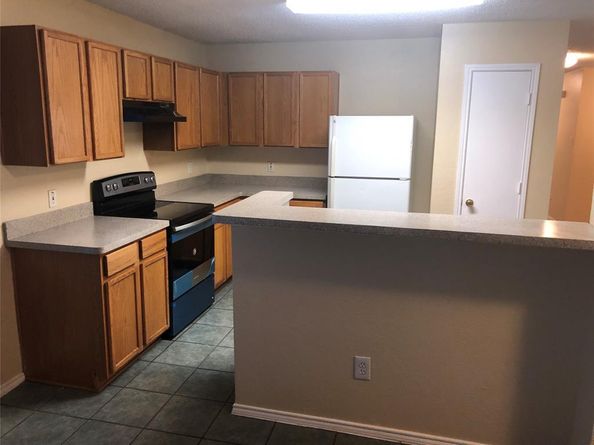 2937  Monticello Lane , Lancaster Texas 75134