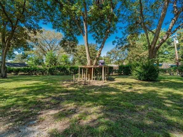 2515 S 5th Street , Garland Texas 75041