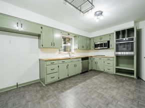 2515 S 5th Street , Garland Texas 75041