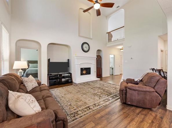 10300  Stoneside Trail , Fort Worth Texas 76244