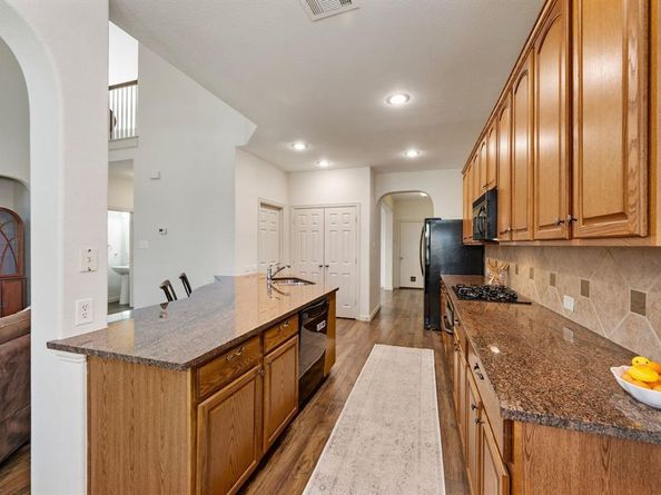 10300  Stoneside Trail , Fort Worth Texas 76244
