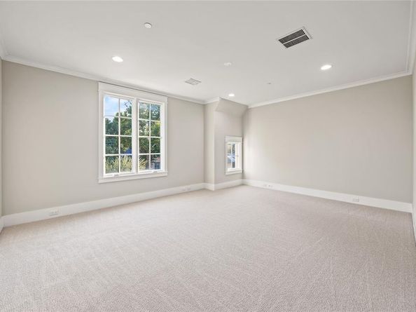 6807  Joyce Way , Dallas Texas 75225