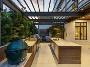 6807  Joyce Way , Dallas Texas 75225