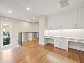 6807  Joyce Way , Dallas Texas 75225