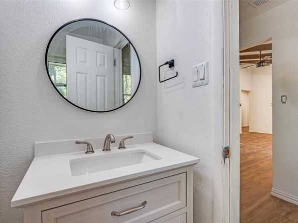 3405  Lynnwood Drive , Arlington Texas 76013