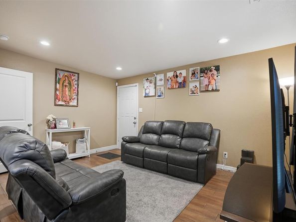 5170  Erath Street , Fort Worth Texas 76119